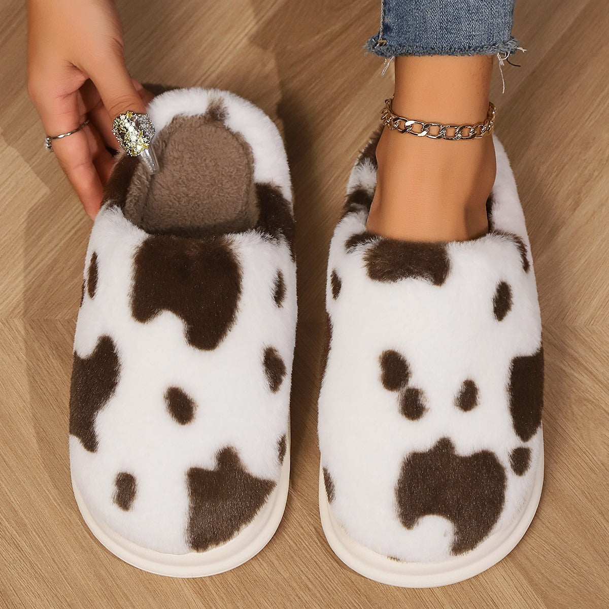 Cute Cow Spotted Plush Slippers