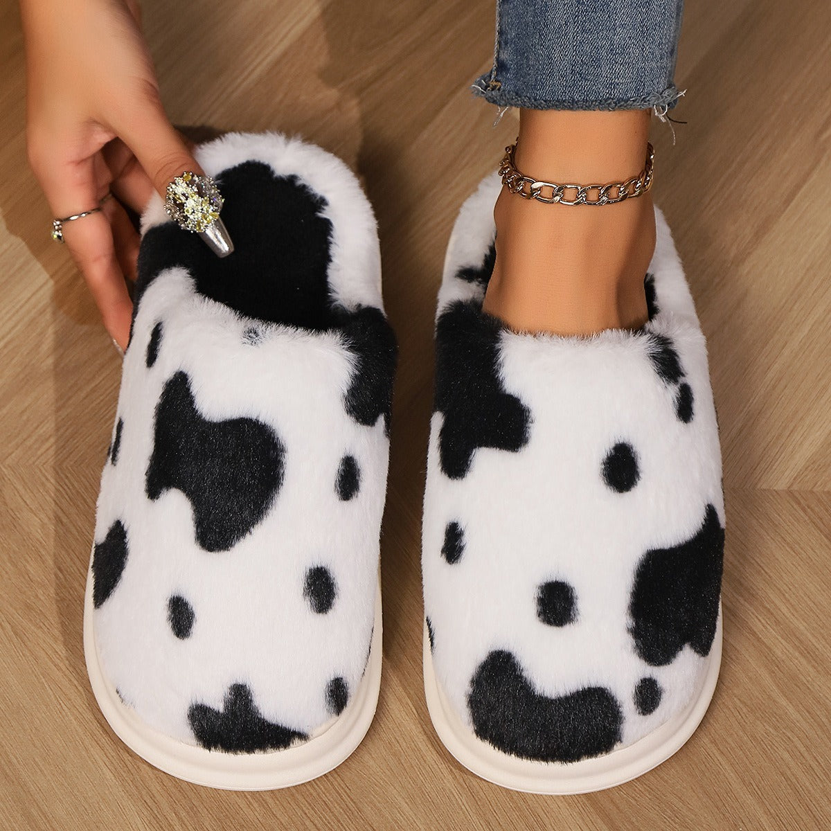 Cute Cow Spotted Plush Slippers